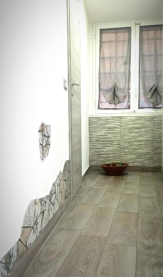 Napoli Pop Chiaia Apartment Bagian luar foto