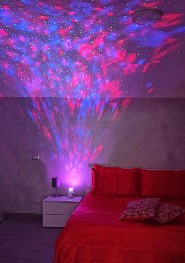 Napoli Pop Chiaia Apartment Bagian luar foto